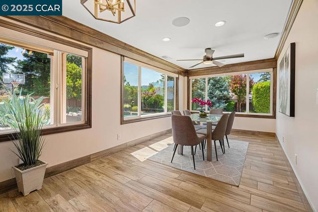 221 El Sobrante Dr, Danville, CA 94526