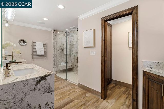 221 El Sobrante Dr, Danville, CA 94526