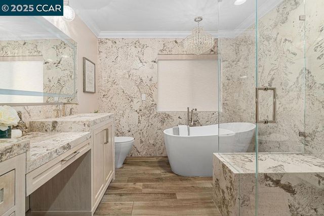 221 El Sobrante Dr, Danville, CA 94526