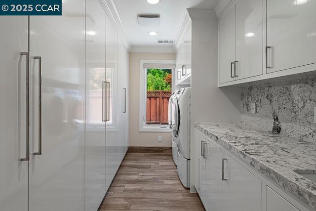 221 El Sobrante Dr, Danville, CA 94526