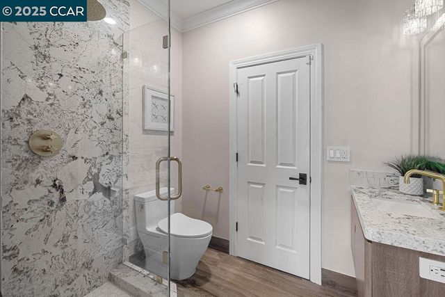 221 El Sobrante Dr, Danville, CA 94526