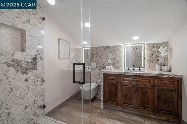 221 El Sobrante Dr, Danville, CA 94526