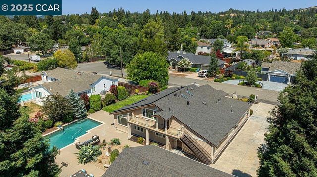 221 El Sobrante Dr, Danville, CA 94526