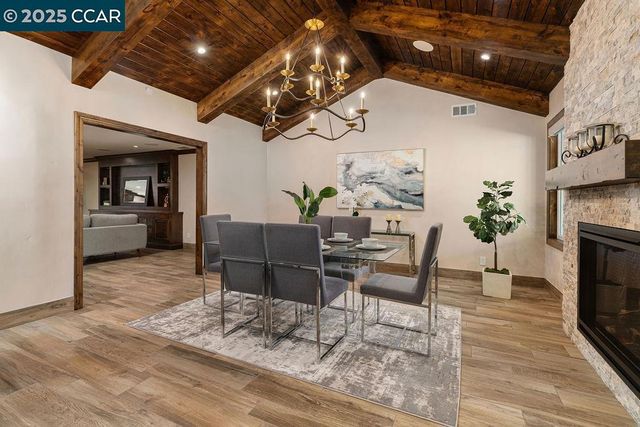 221 El Sobrante Dr, Danville, CA 94526