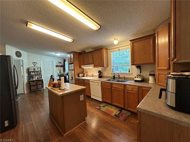 186 Fisher Valley Road, Dobson, NC 27017