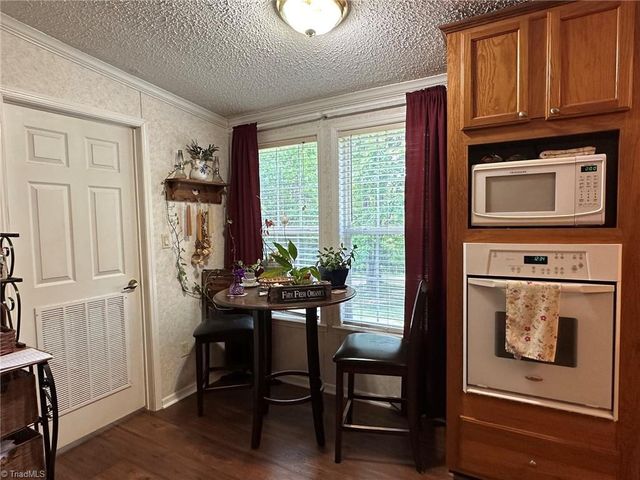 186 Fisher Valley Road, Dobson, NC 27017