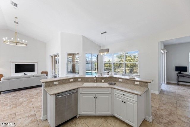 2111 SW 51st ST, Cape Coral, FL 33914