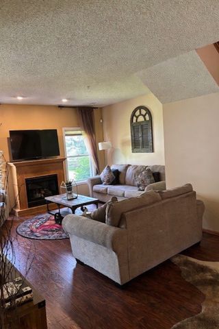 327 Naegele Avenue, Columbia Heights, MN 55421