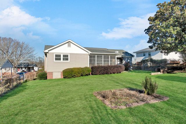 711 Springhill Avenue, Spartanburg, SC 29303