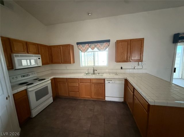 2190 Xenia Avenue, Pahrump, NV 89048