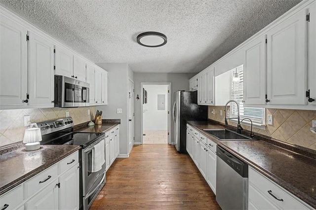 611 Calloway Drive, Rockmart, GA 30153