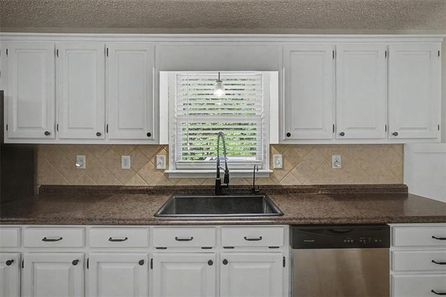611 Calloway Drive, Rockmart, GA 30153