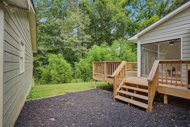 611 Calloway Drive, Rockmart, GA 30153