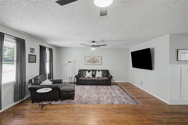 611 Calloway Drive, Rockmart, GA 30153