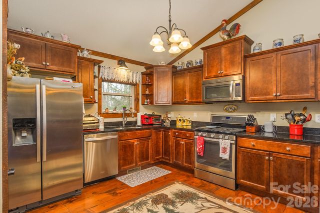 1600 Black Oak Drive, Sapphire, NC 28774