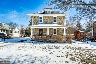 29 LEOPARD RD, Berwyn, PA 19312