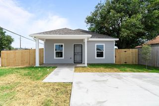 2201 Morris St, Corpus Christi, TX 78405