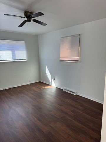 39 W 83rd Street, Chicago, IL 60620