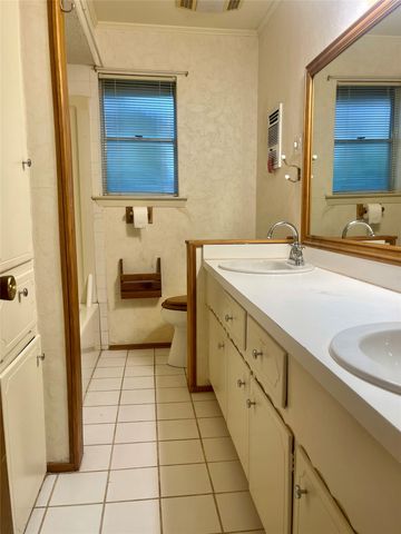 2110 SE 25th Avenue, Mineral Wells, TX 76067