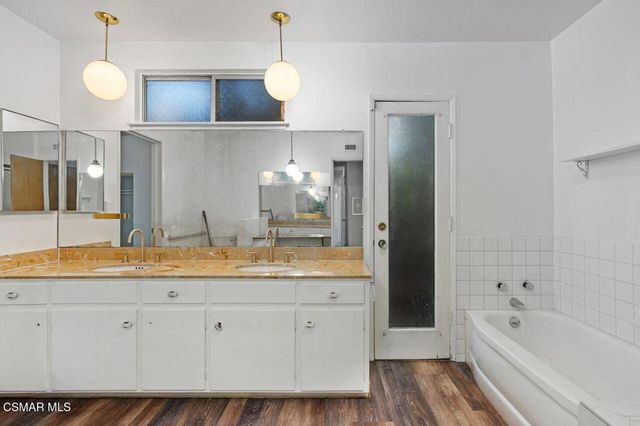 5708 Wilhelmina Avenue, Woodland Hills, CA 91367