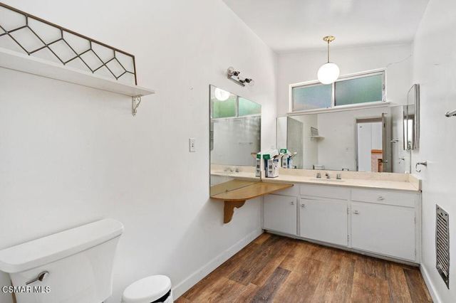 5708 Wilhelmina Avenue, Woodland Hills, CA 91367