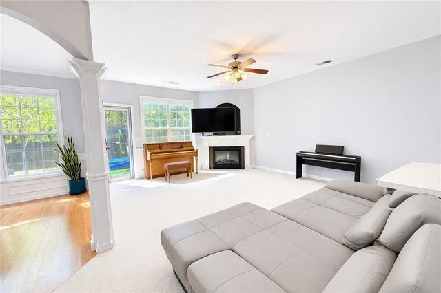 546 Woodland Park Terrace, Lawrenceville, GA 30043