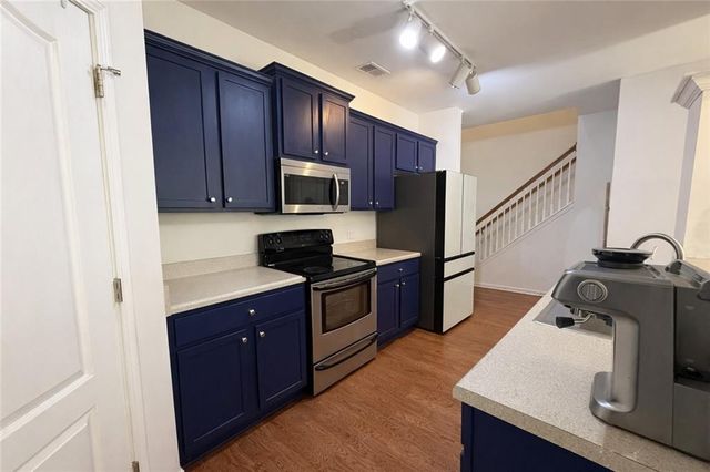 546 Woodland Park Terrace, Lawrenceville, GA 30043