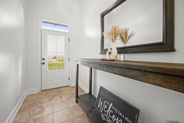 13711 Fig Dr, Denham Springs, LA 70726