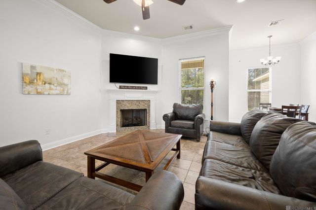 13711 Fig Dr, Denham Springs, LA 70726