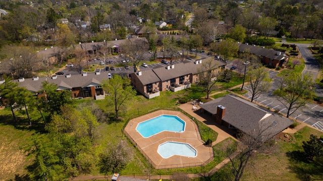 426 Westfield Dr, Nashville, TN 37221