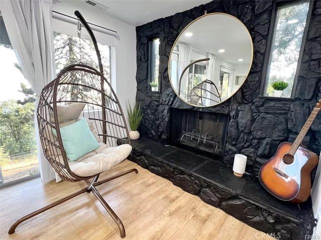 2012 Poplar, Running Springs, CA 92382