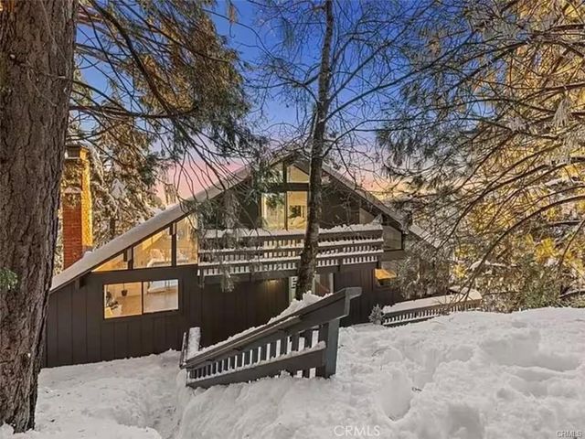 2012 Poplar, Running Springs, CA 92382