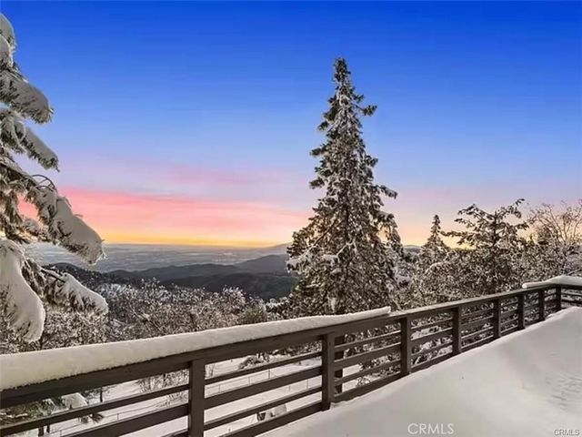 2012 Poplar, Running Springs, CA 92382