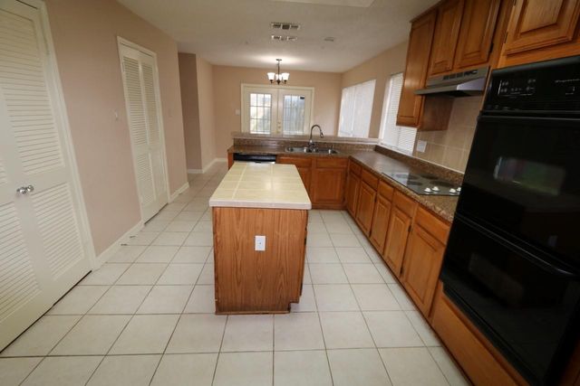 12510 Sableleaf Drive, Cypress, TX 77429