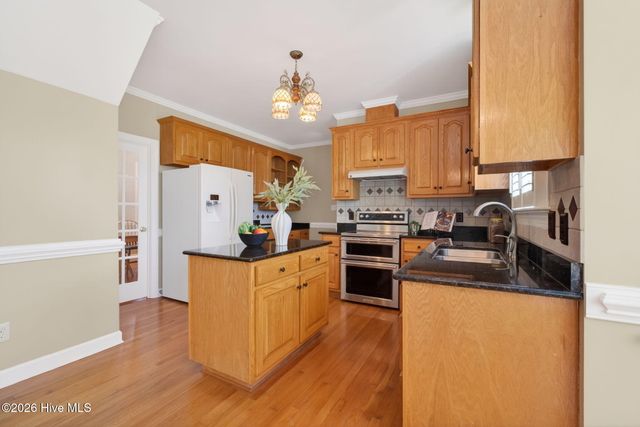 109 Lockfield Drive, Clayton, NC 27520