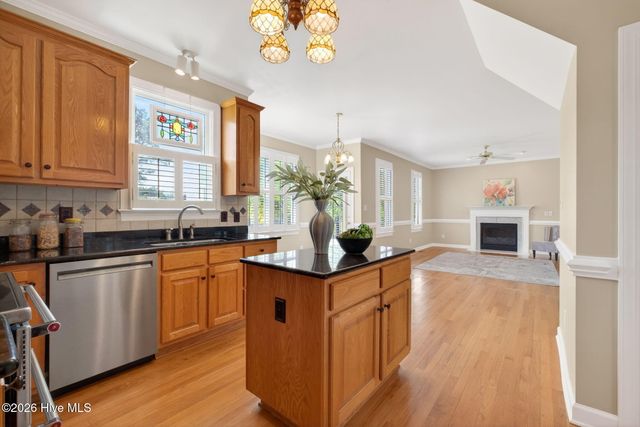 109 Lockfield Drive, Clayton, NC 27520