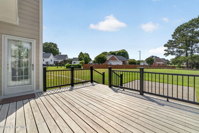 109 Lockfield Drive, Clayton, NC 27520