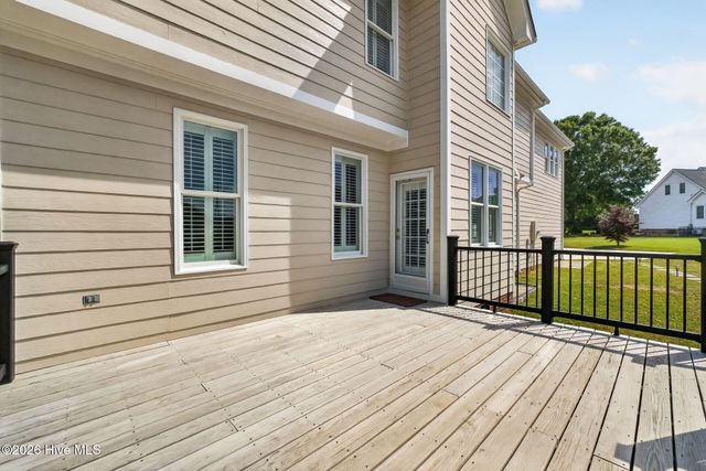 109 Lockfield Drive, Clayton, NC 27520