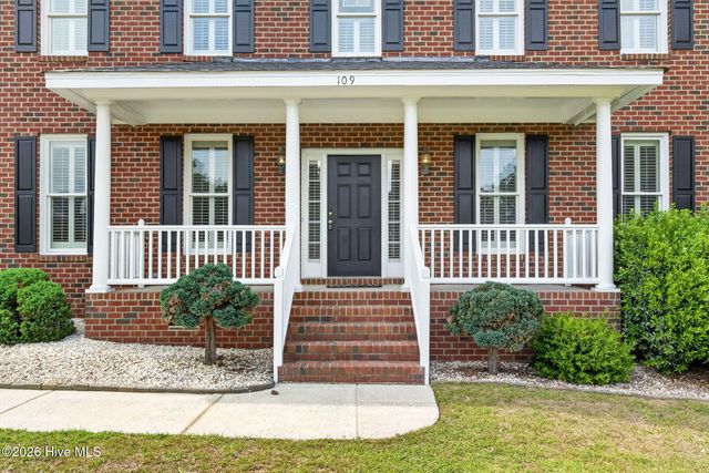 109 Lockfield Drive, Clayton, NC 27520