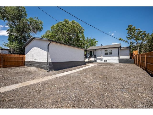 1614 E Ash St, Pueblo, CO 81001