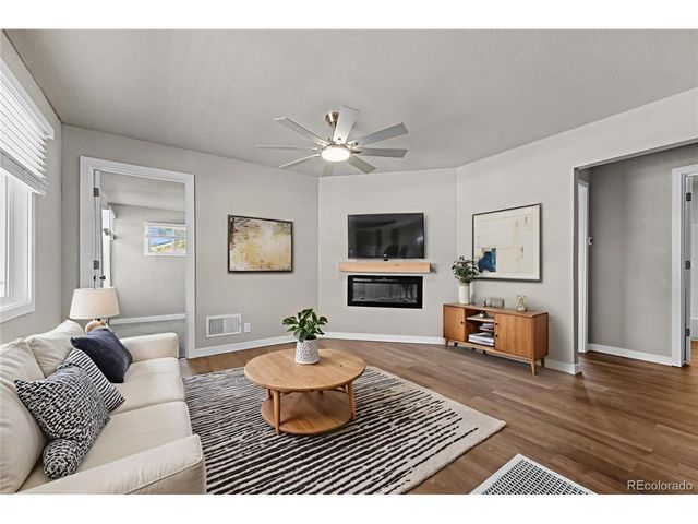 1614 E Ash St, Pueblo, CO 81001