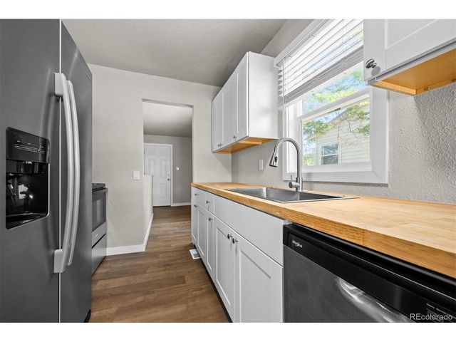 1614 E Ash St, Pueblo, CO 81001