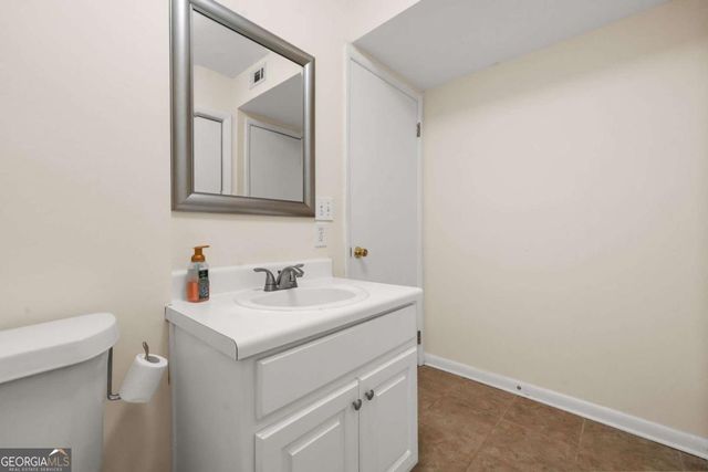 557 Picketts Bend Court, Marietta, GA 30008