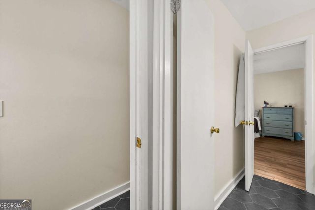557 Picketts Bend Court, Marietta, GA 30008
