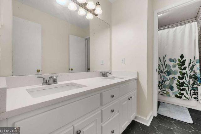 557 Picketts Bend Court, Marietta, GA 30008
