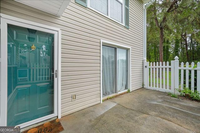 557 Picketts Bend Court, Marietta, GA 30008