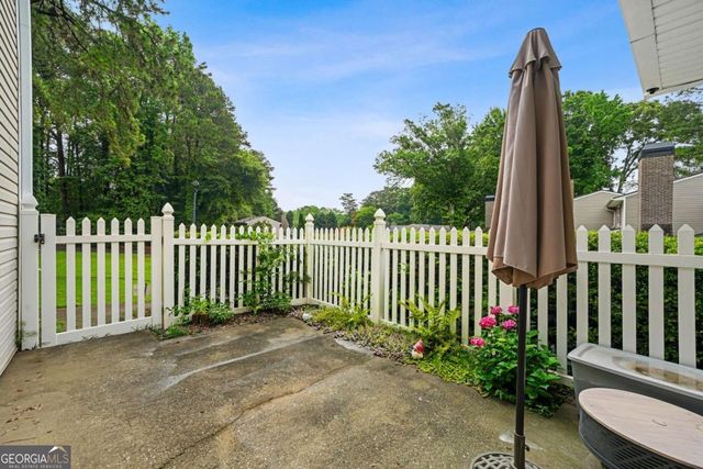 557 Picketts Bend Court, Marietta, GA 30008