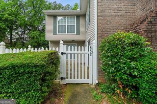 557 Picketts Bend Court, Marietta, GA 30008