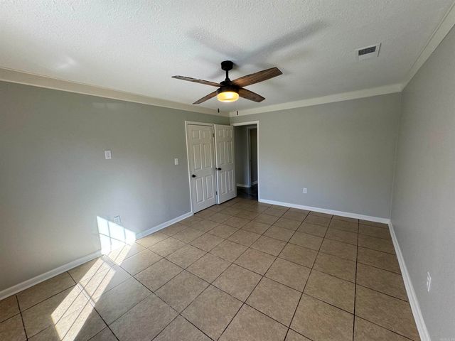 305 Rifle Lane, Lonoke, AR 72086