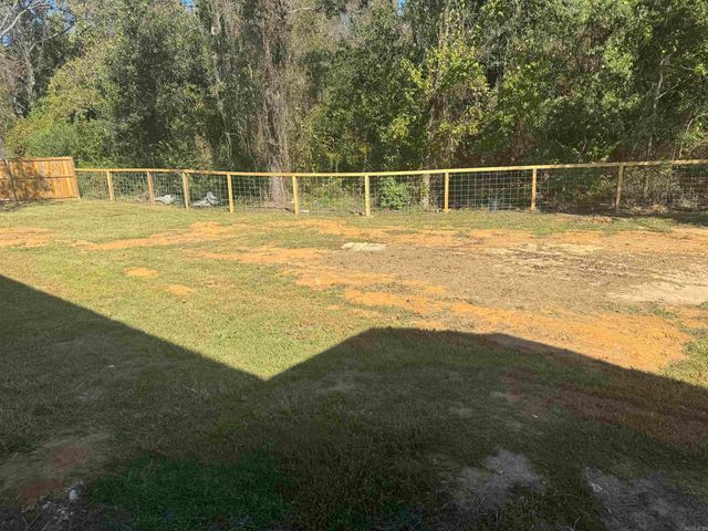 305 Rifle Lane, Lonoke, AR 72086